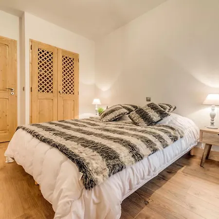Les Balcons Etoiles - 4 Pieces Pour 8 Personnes 151 *